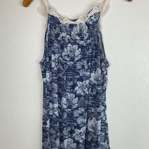 Anthro C. Kerr Crochet Beaded Sequin Floral Tank - Picture 7 of 13